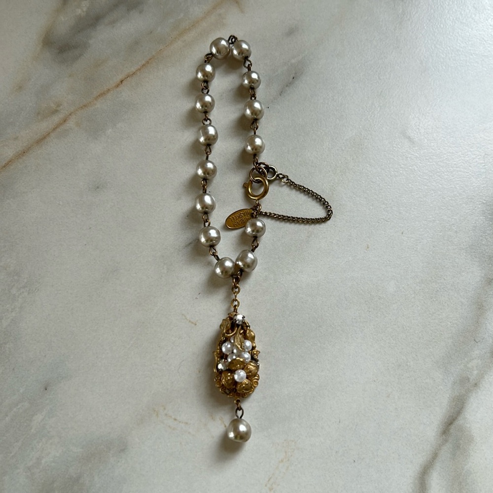 Beautiful Miriam Haskell Vintage Baroque Faux Pearl/Goldp RhinestoneNecklace!